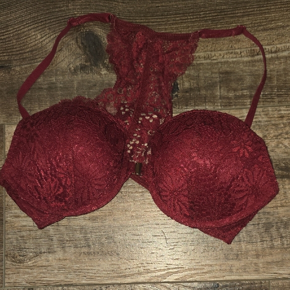 Auden Other - Auden Lace Bra in Deep Red